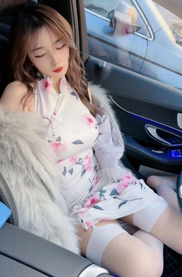 小团嫂 微密圈美女写真图集合集下载