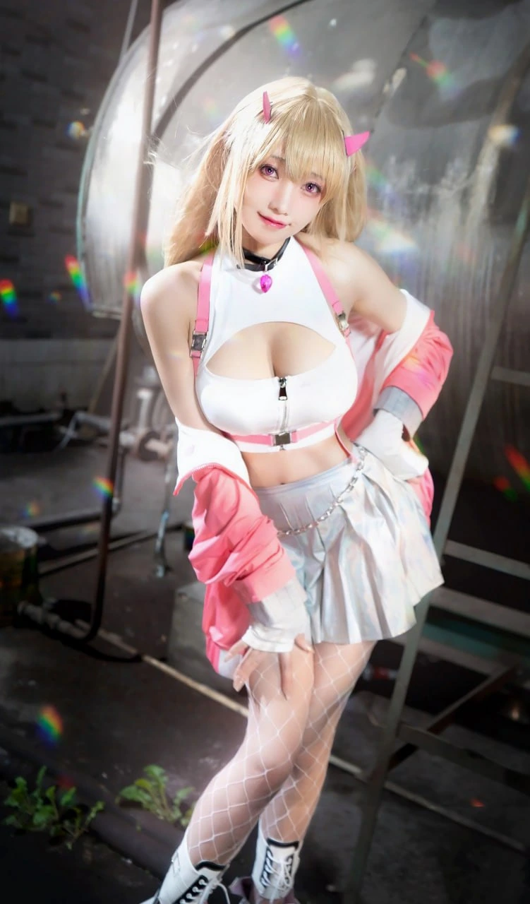 走路摇zly 微博Coser高清写真图包合集