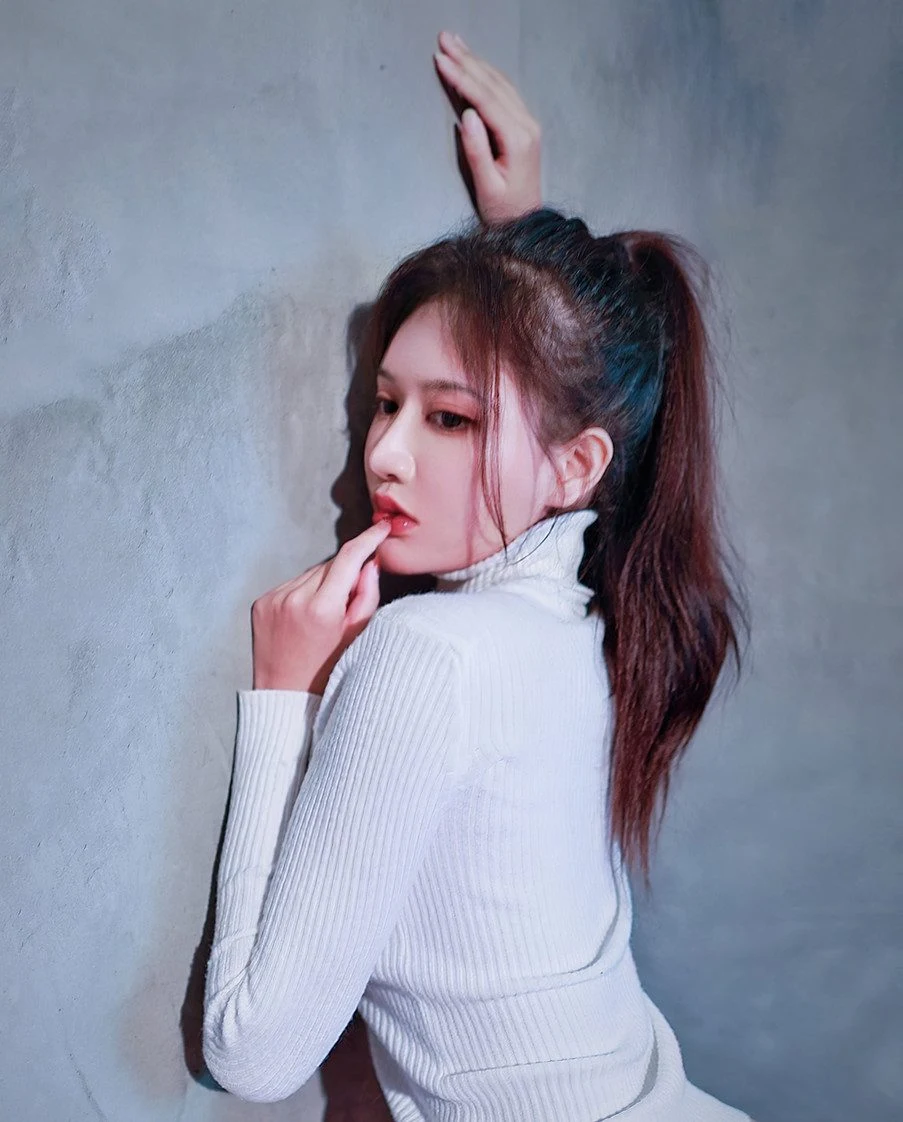 抖叔 摄影师艺术人体高清美图写真合集下载