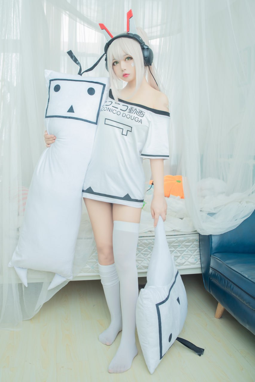 黑猫猫OvO 精美Cosplay写真合集