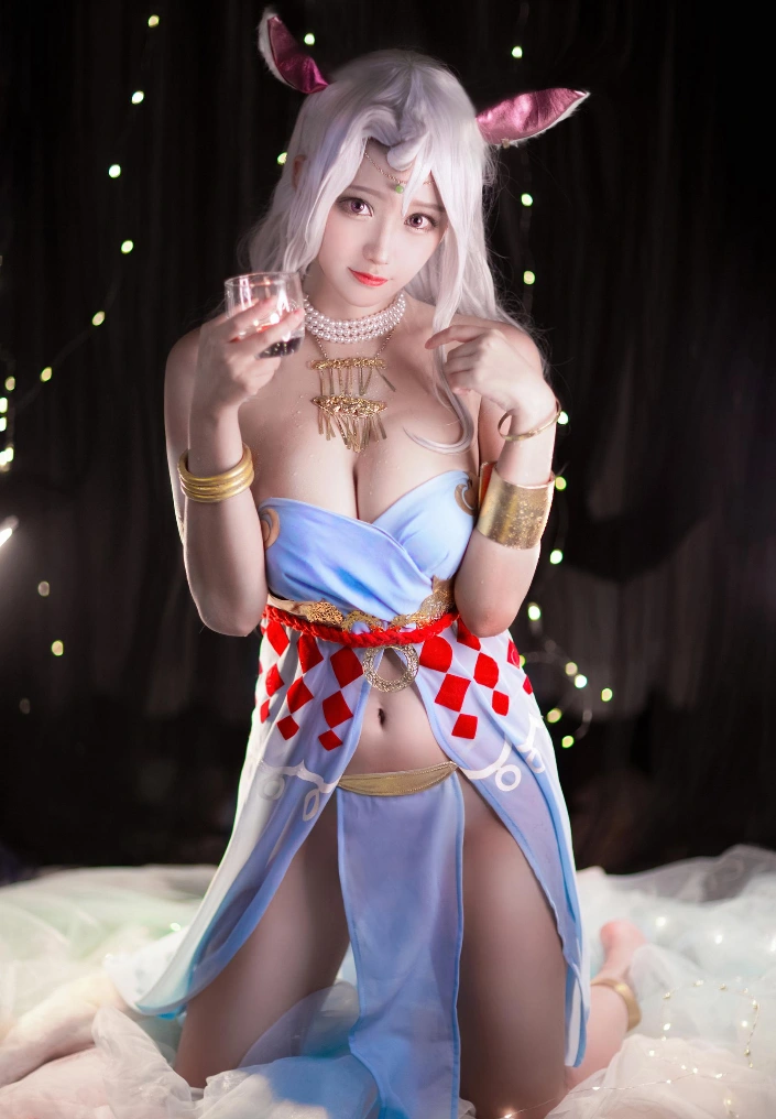 神探火狸狸 Cosplay写真图包合集下载