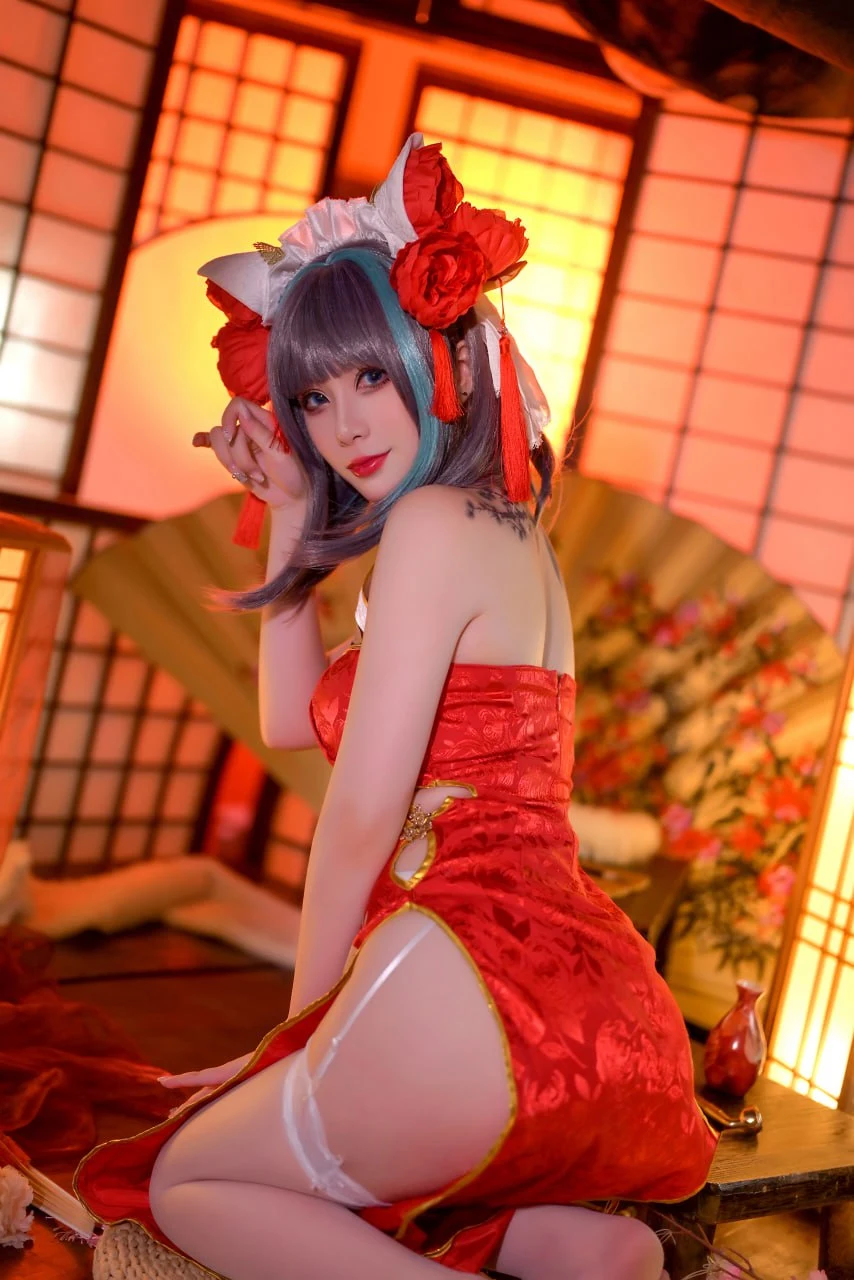 Zyra秋 Cosplay身材曼妙写真图包合集