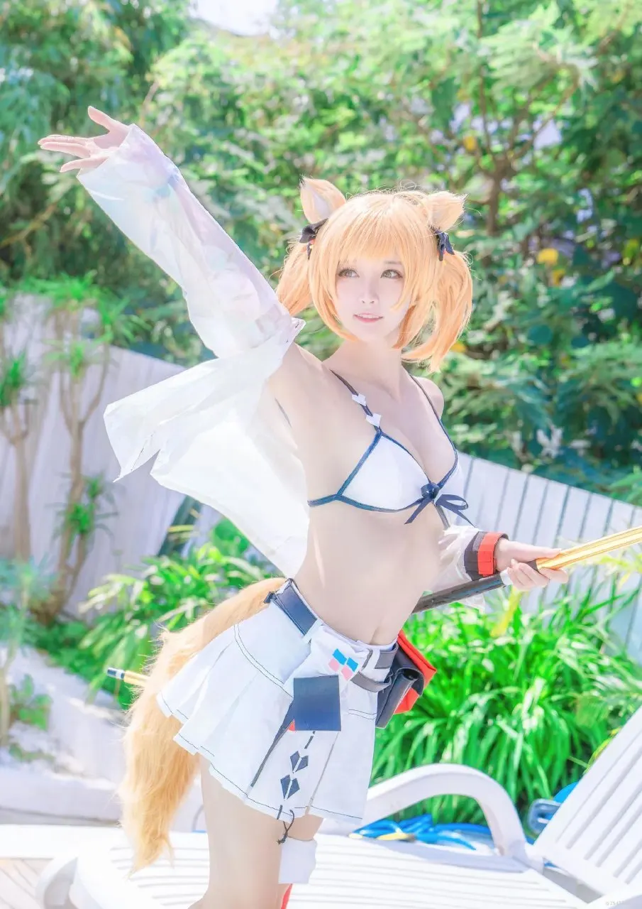 yui金鱼 Cosplay最新写真作品图集下载