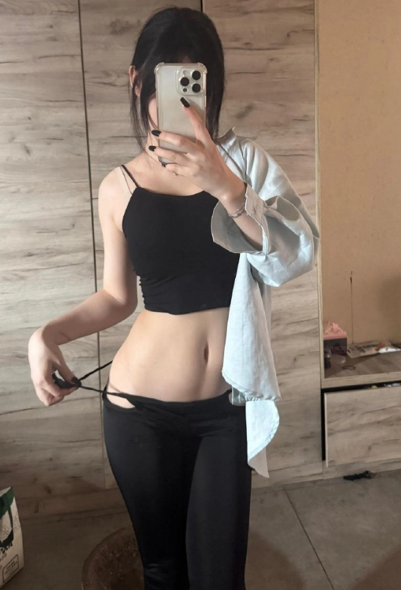 雪顶 岛遇美女写真图集合集下载
