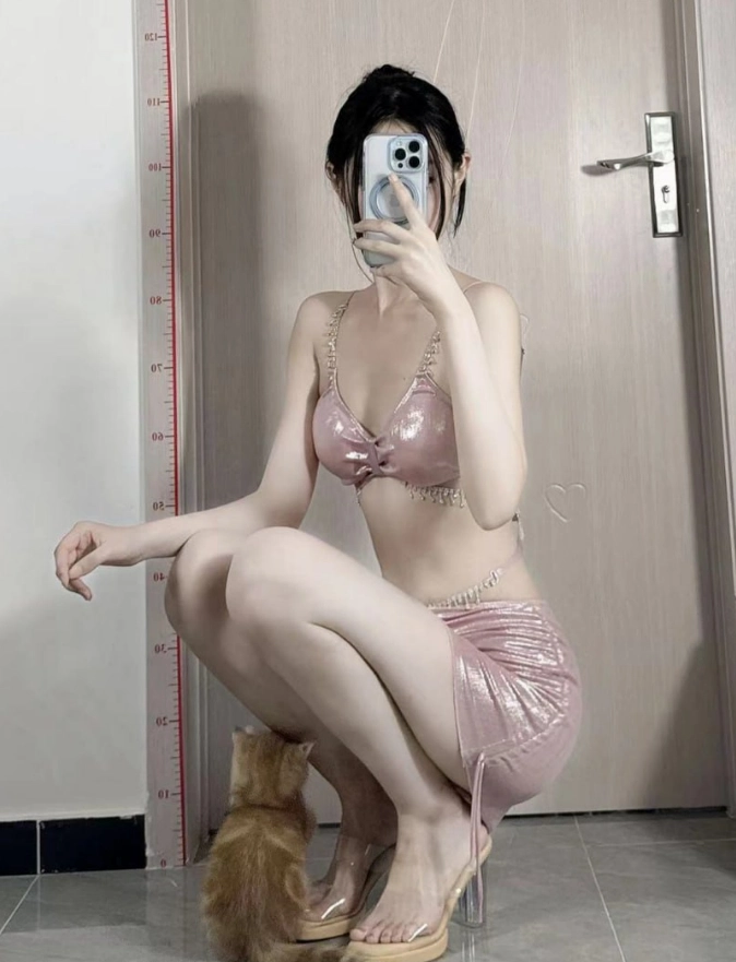 不爱穿shoes 微密圈美女写真资源合集下载
