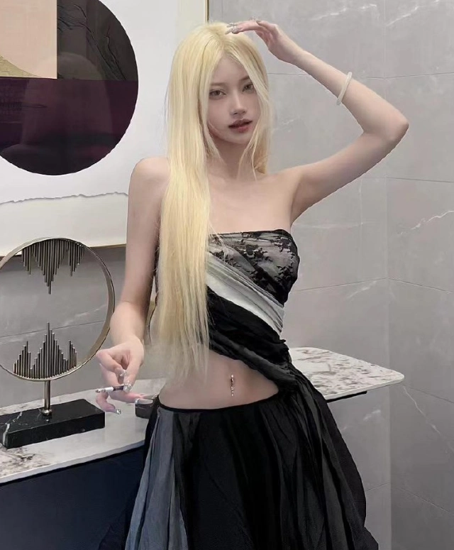 李亦如的抖音 铁粉空间美女图片写真合集下载