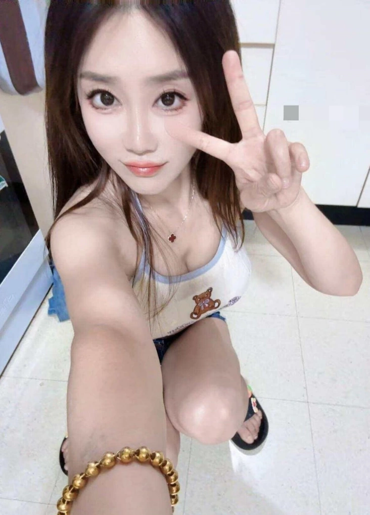 陈猪琦 岛遇美女写真图包合集