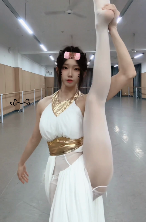 一笑呢 岛遇美女写真图片合集打包